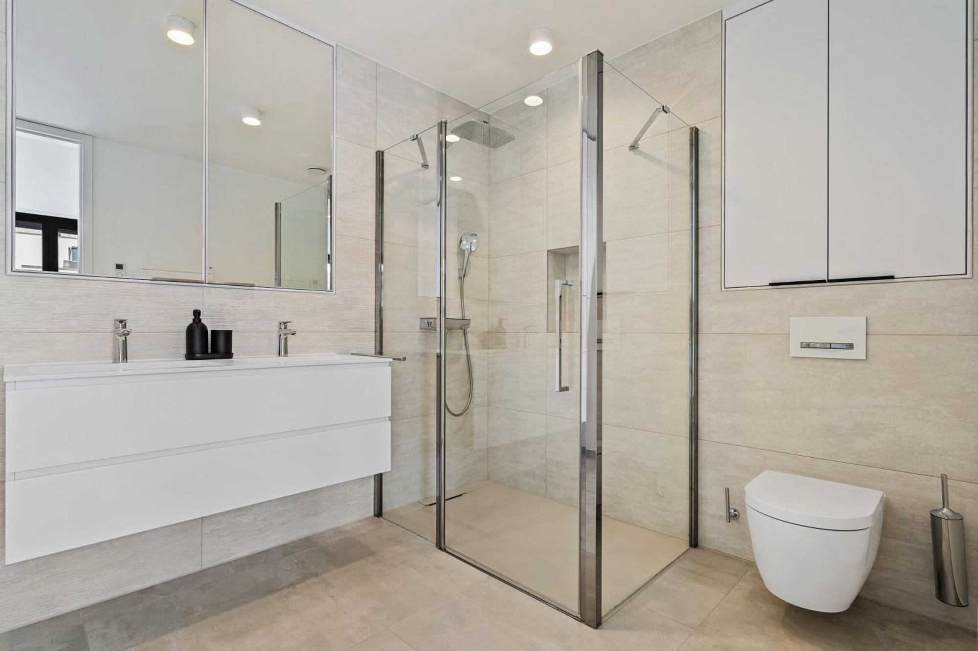Spacious 6Th-Floor Gem: Modernity Meets Comfort Luxemburgo Exterior foto